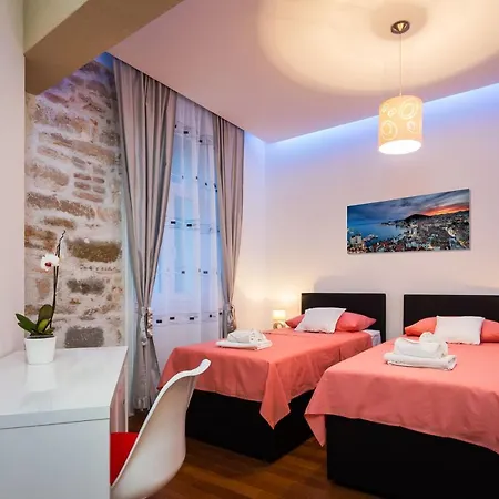 Riva Rooms-3