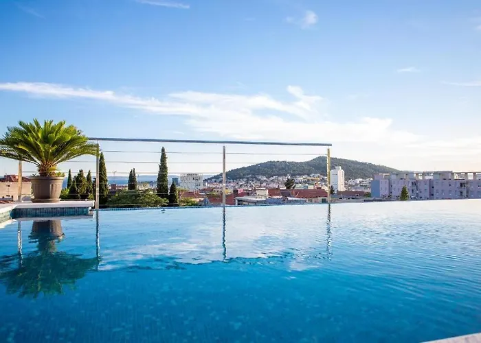 3 star hotel: Annex Building Of Art Hotel